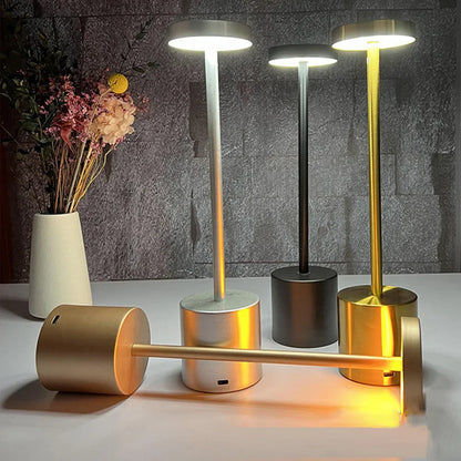 Kabellose LED-Tischlampe mit Touch-Dimmer