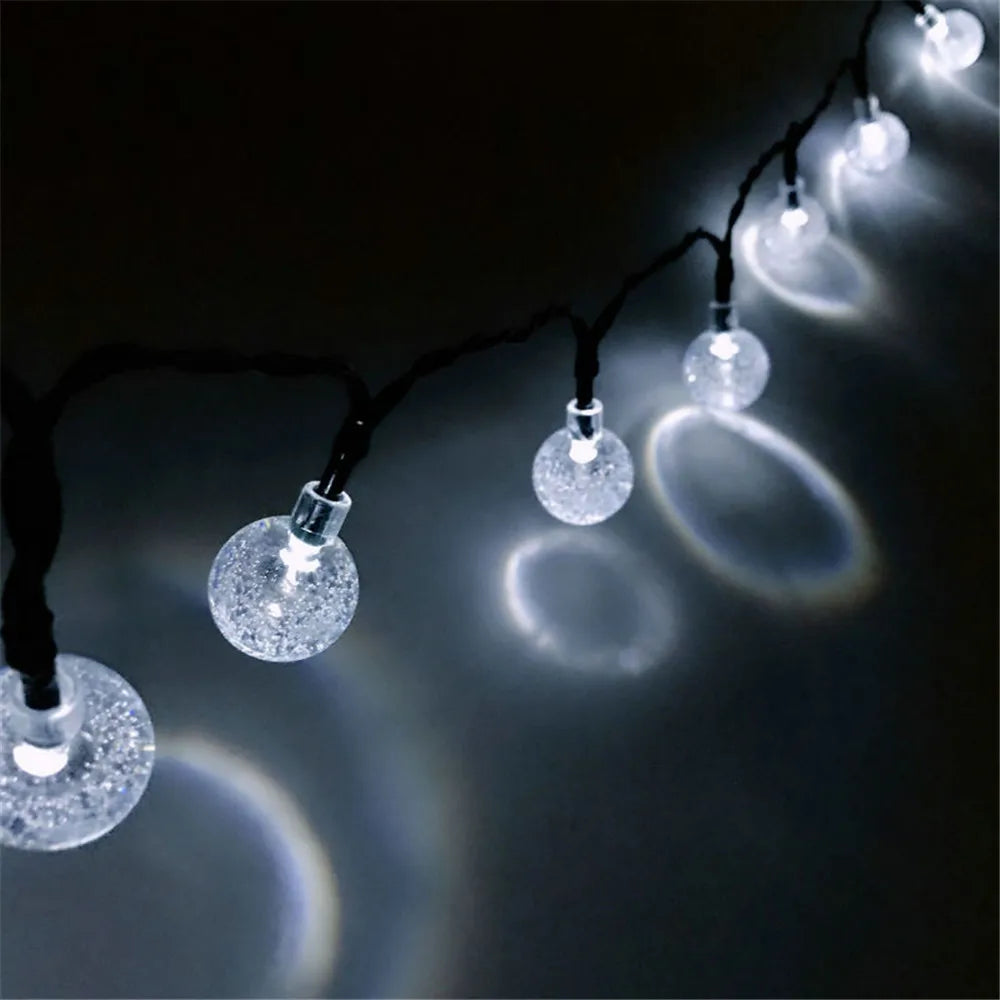 Solar LED-Lichterkette mit Bubble-Kugeln