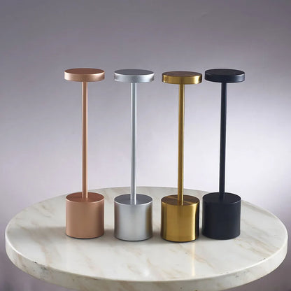 Kabellose LED-Tischlampe mit Touch-Dimmer