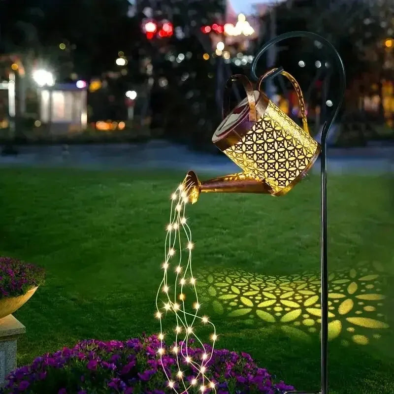 Solar Gießkannen-Laterne mit LED-Wasserfall